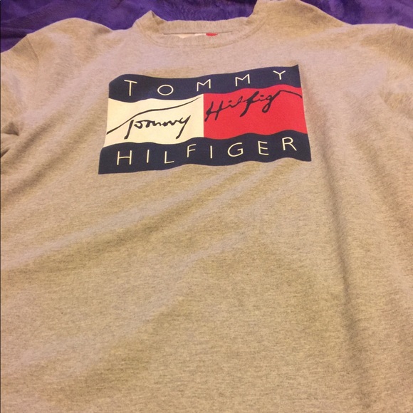 Tommy Hilfiger Other - 🎅🏻SALE!  🎉HP🎉Vintage TommyHilfiger sweatshirt